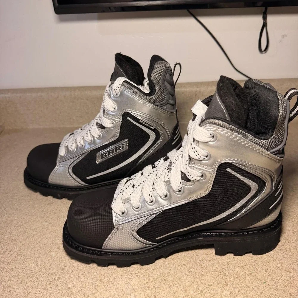 Bari Boot Company Rookie Men 6.5 Silver Black Water Resistant Vibram Work Boots